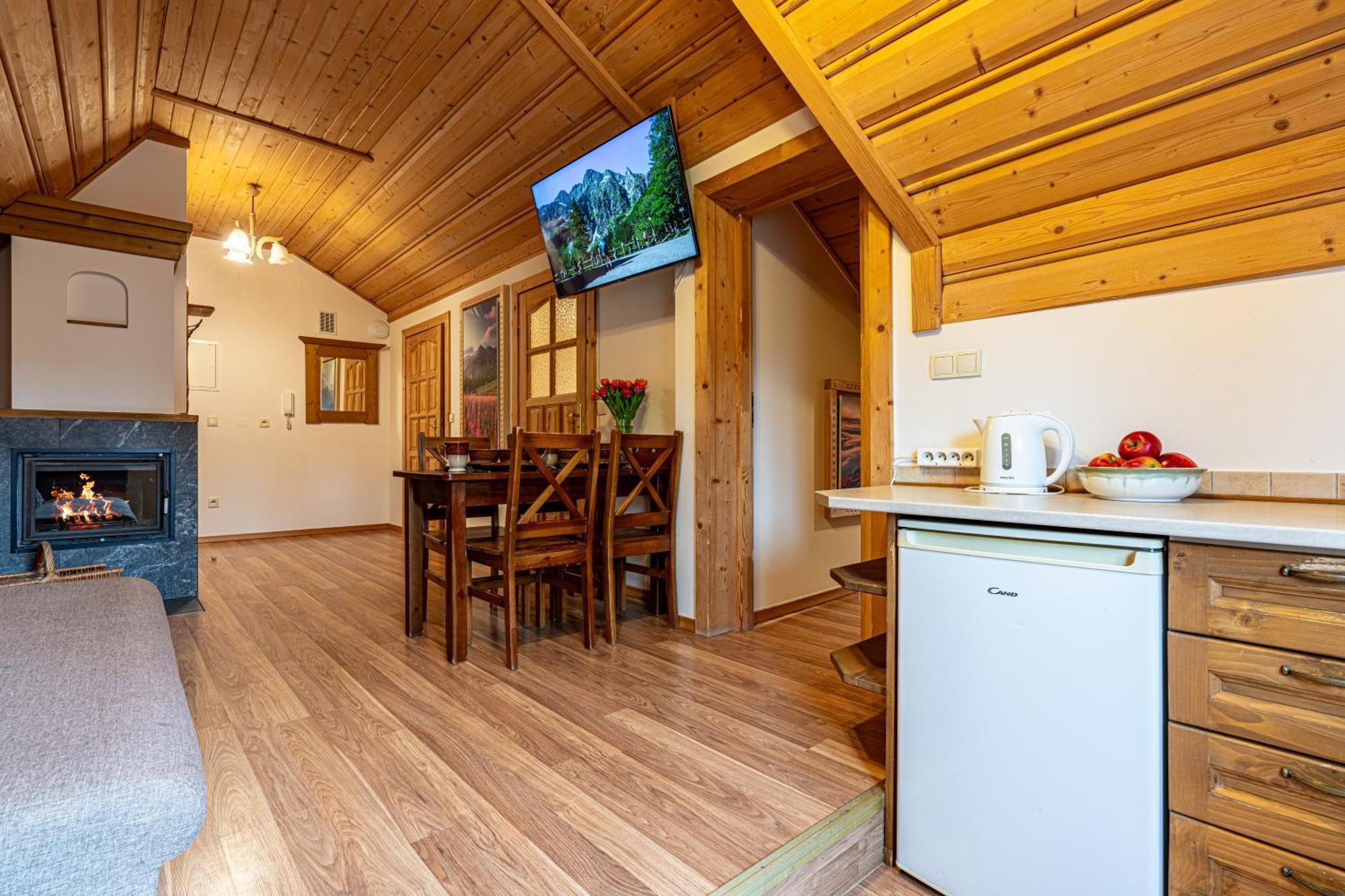 Apartamenty Pod Sloncem 코스실리스코 외부 사진