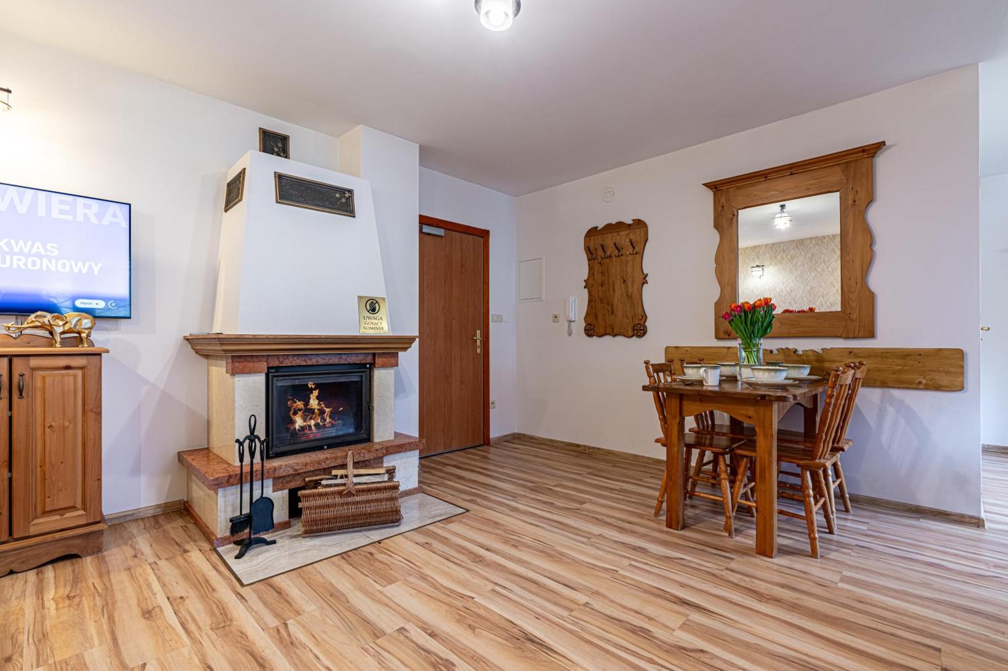 Apartamenty Pod Sloncem 코스실리스코 외부 사진